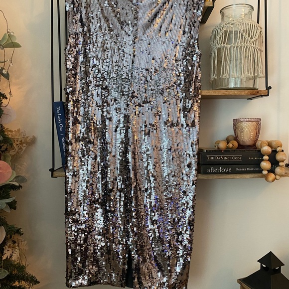 Alice +Olivia sequin cocktail dress! - Picture 4 of 6